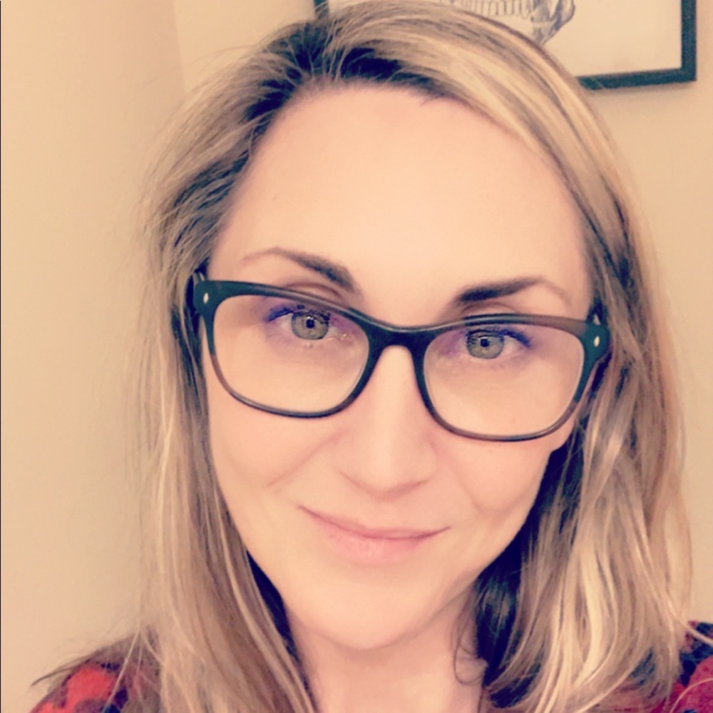 Meet your Posher, Jennifer
